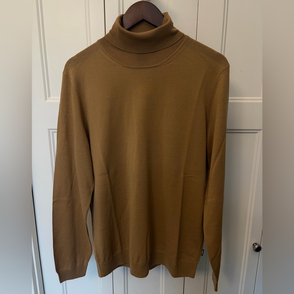 Boss Camel Turtleneck 100% Virgin Wool Sweater. Quality - Picture 4 of 9